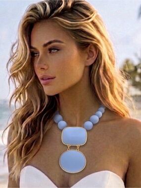 NWT ⚜️🩵⚜️ Piper K Chunky Matte Blue Beaded Necklace